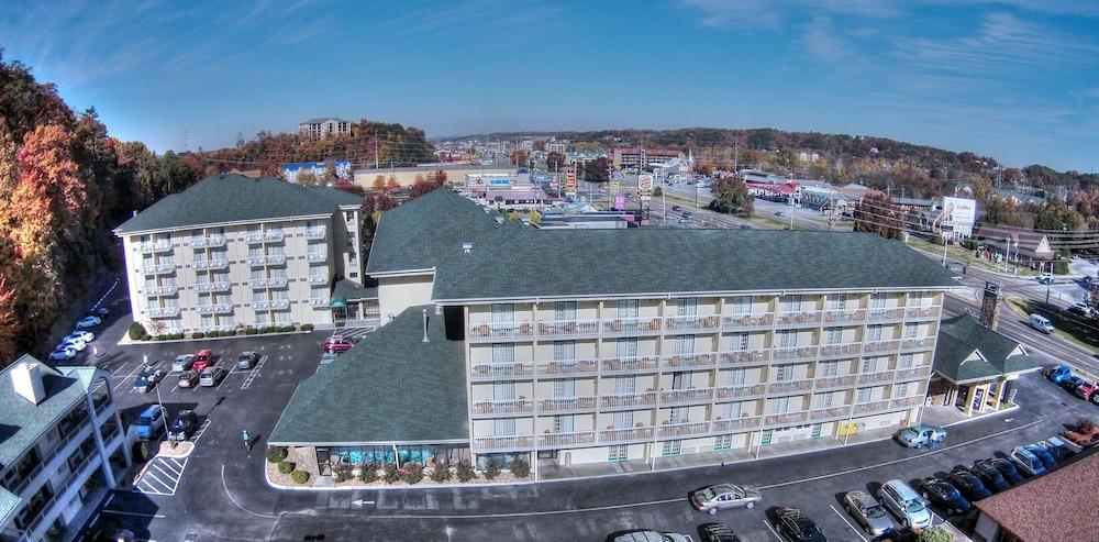 Comfort Inn & Suites At Dollywood Lane Pigeon Forge Dış mekan fotoğraf