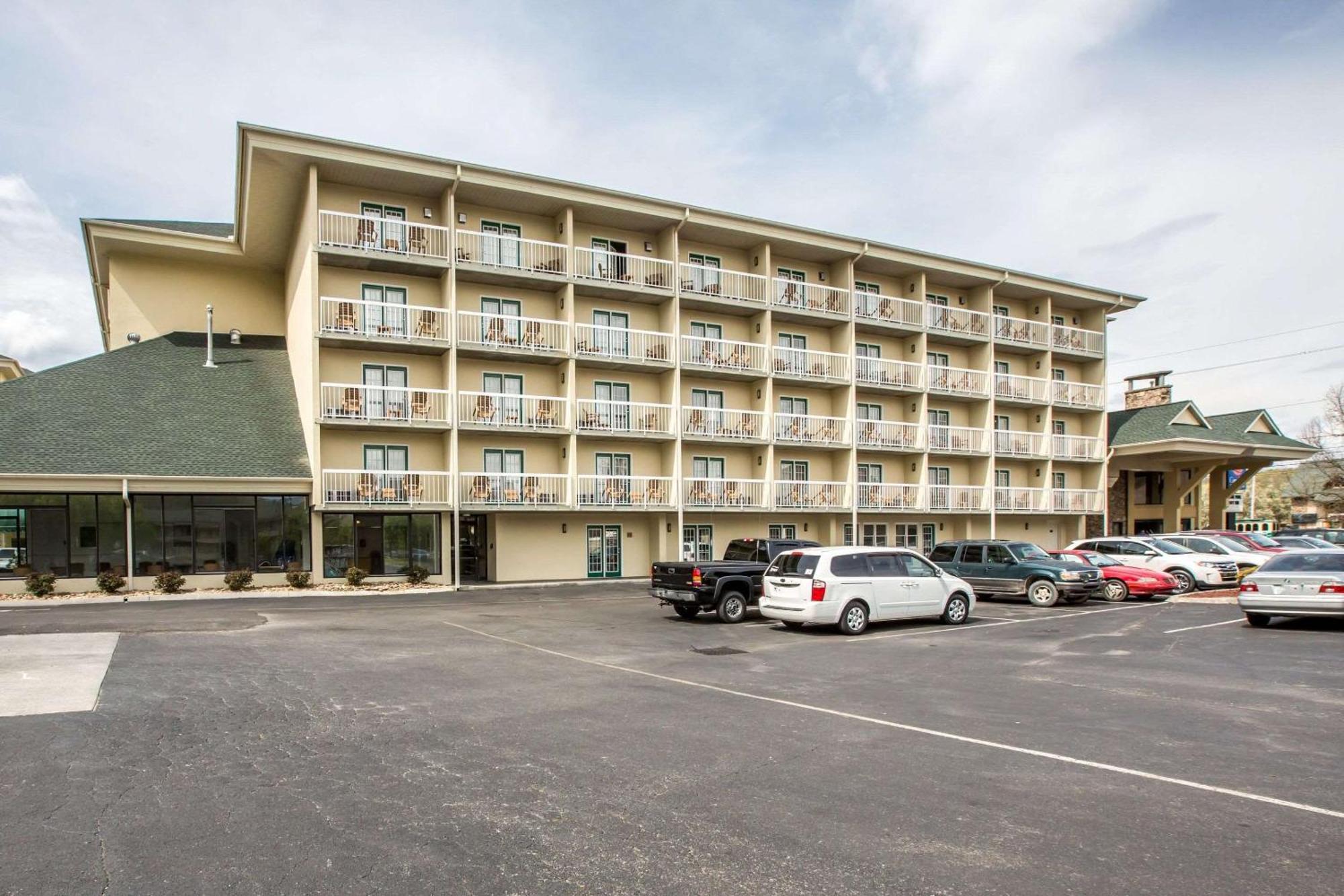 Comfort Inn & Suites At Dollywood Lane Pigeon Forge Dış mekan fotoğraf