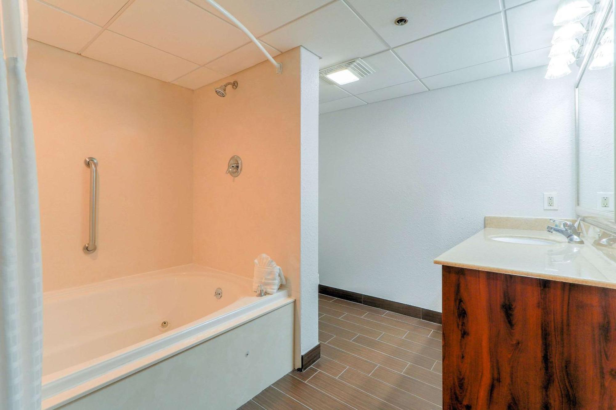 Comfort Inn & Suites At Dollywood Lane Pigeon Forge Dış mekan fotoğraf