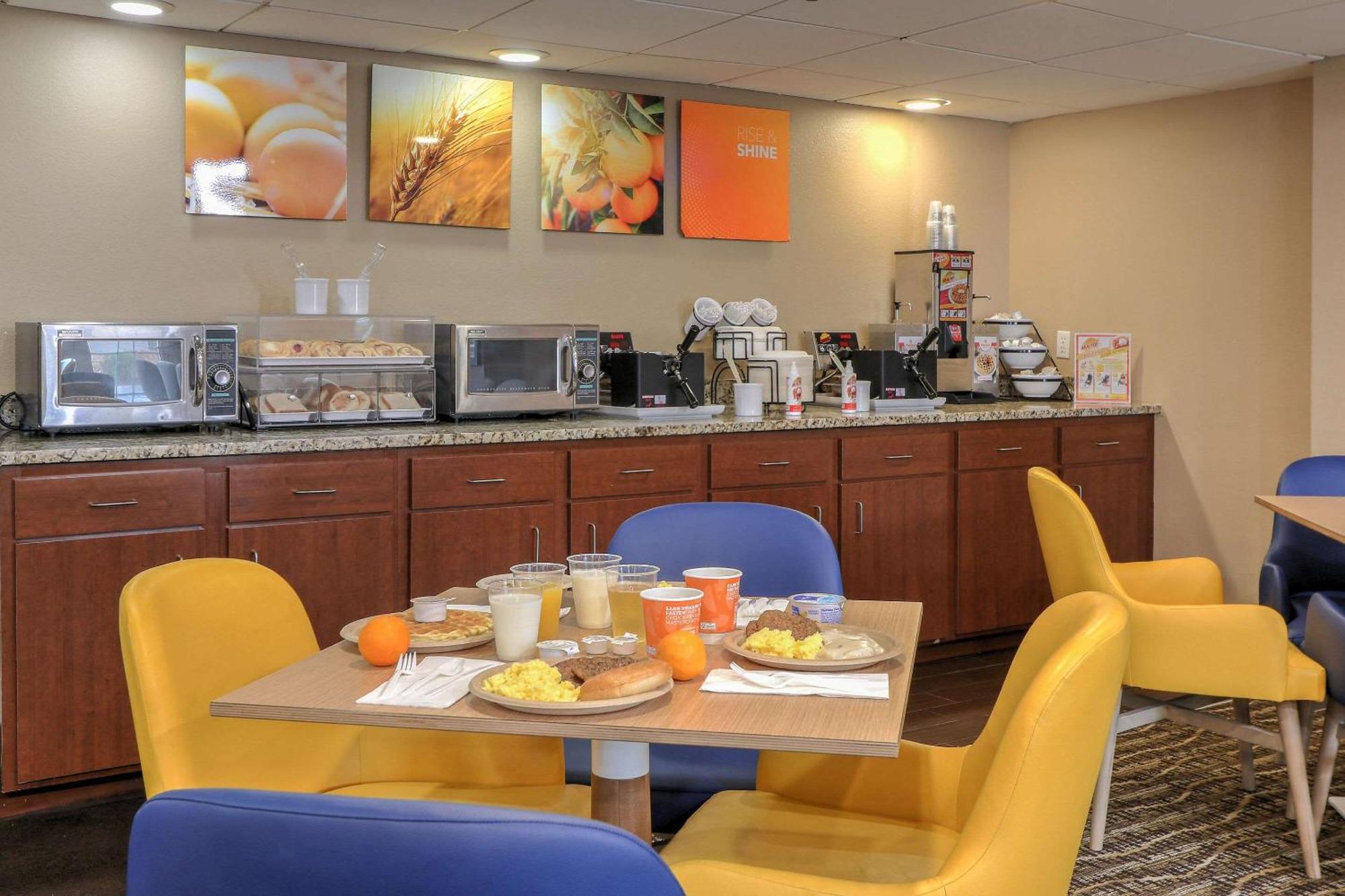 Comfort Inn & Suites At Dollywood Lane Pigeon Forge Dış mekan fotoğraf