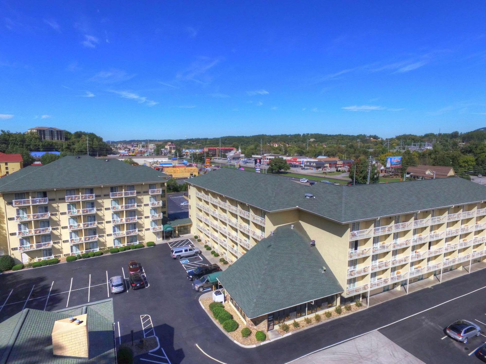 Comfort Inn & Suites At Dollywood Lane Pigeon Forge Dış mekan fotoğraf
