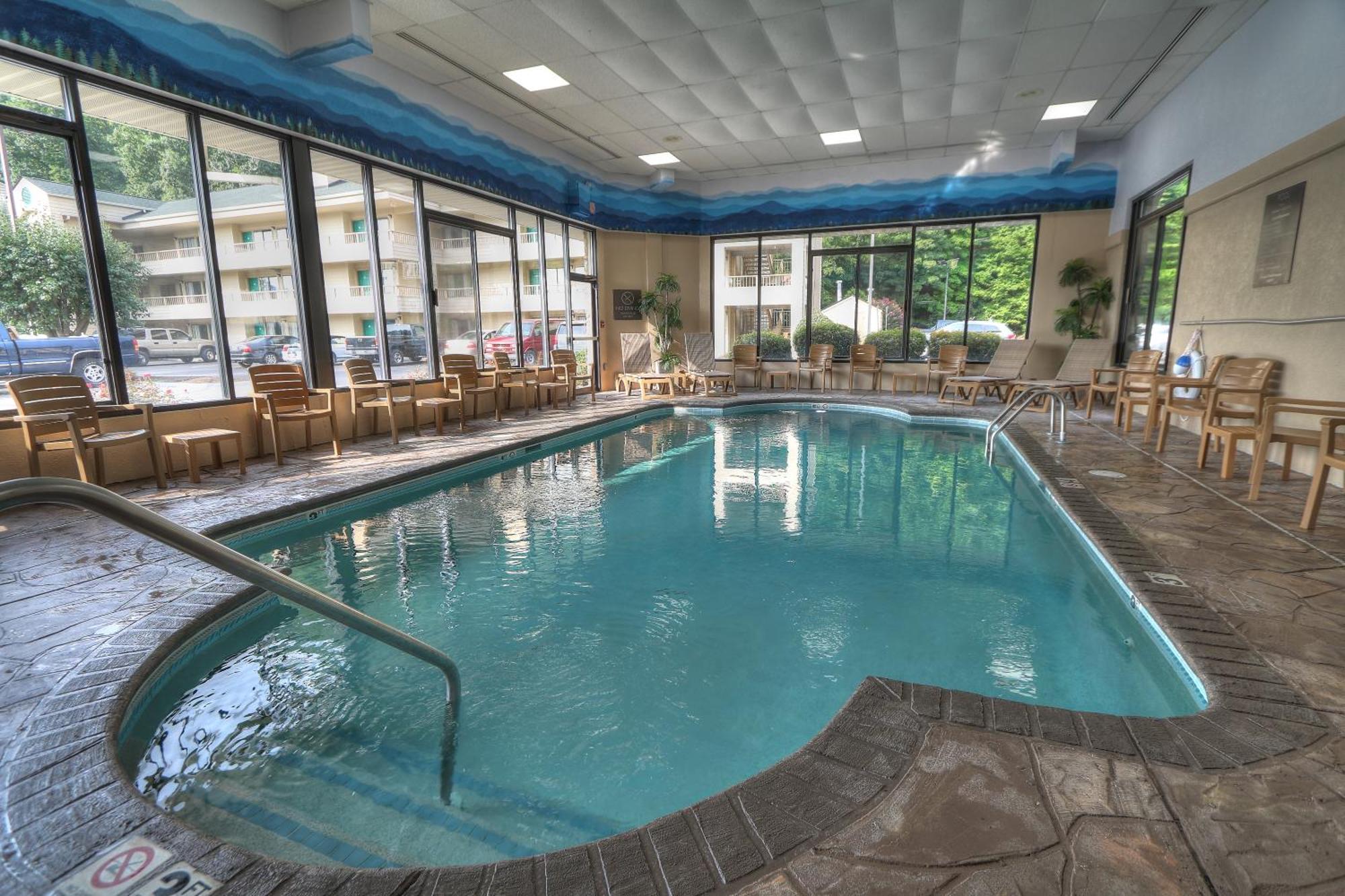 Comfort Inn & Suites At Dollywood Lane Pigeon Forge Dış mekan fotoğraf